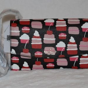 NWT Kate Spade Cupcakes All In One Crossbody